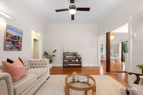 Property photo of 4 Churchward Street Greenslopes QLD 4120
