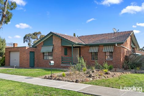 6 Muirfield Dr, Sunbury, VIC 3429