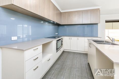 Property photo of 4 Conifer Place Kardinya WA 6163