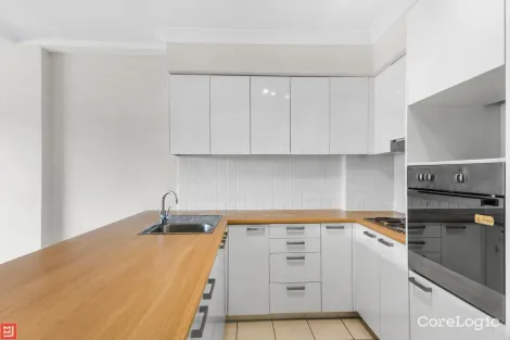 Property photo of 28/214-220 Princes Highway Fairy Meadow NSW 2519
