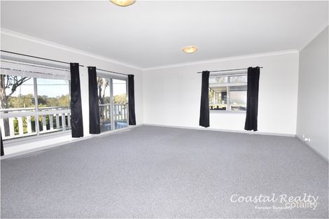 Property photo of 11 Warralong Street Coomba Park NSW 2428