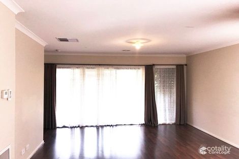 Property photo of 17 Domain Way Craigieburn VIC 3064