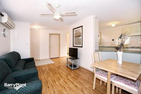 Property photo of 21 Brecon Nook Craigieburn VIC 3064