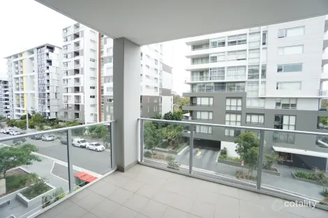 Property photo of 303/1 Saunders Close Macquarie Park NSW 2113