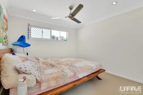 Property photo of 6 Mount View Crescent Narangba QLD 4504