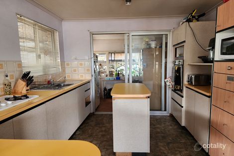Property photo of 5 Lorenzo Way Orana WA 6330
