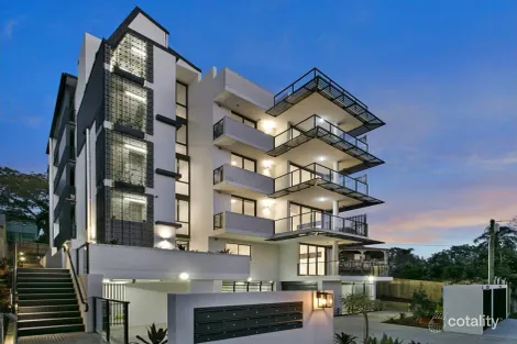 Property photo of 62 York Street Indooroopilly QLD 4068