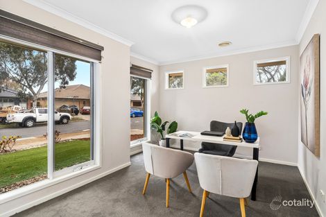 Property photo of 40 Bedervale Loop Doreen VIC 3754