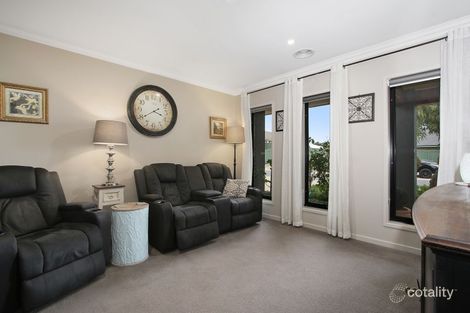 Property photo of 27 Driver Terrace Glenroy NSW 2640