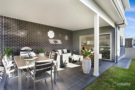 Property photo of 11 Lakelands Close Shell Cove NSW 2529