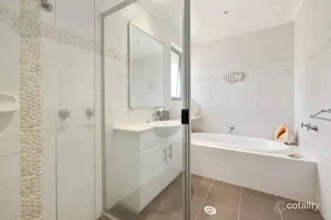 Property photo of 3 Platypus Way Warriewood NSW 2102