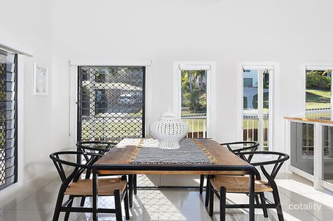 Property photo of 21 Waterview Drive Lammermoor QLD 4703