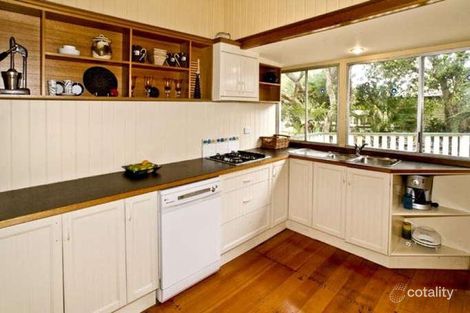 Property photo of 32 Bracken Ridge Road Sandgate QLD 4017