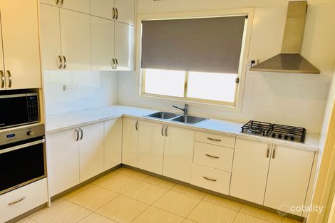 Property photo of 31 Union Grove Springvale VIC 3171