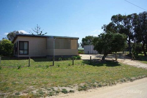 84 Seventh Ave, Paradise Beach, VIC 3851
