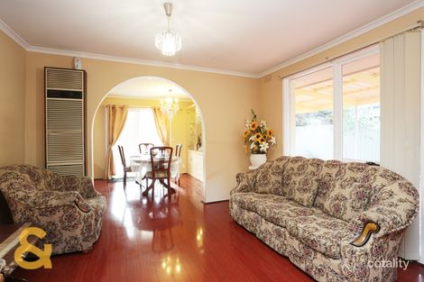 Property photo of 14 Peterlee Court Craigieburn VIC 3064