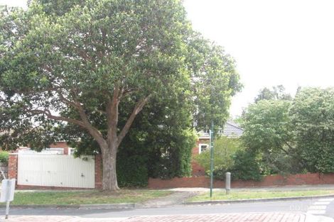 115 Broughton Rd, Surrey Hills, VIC 3127