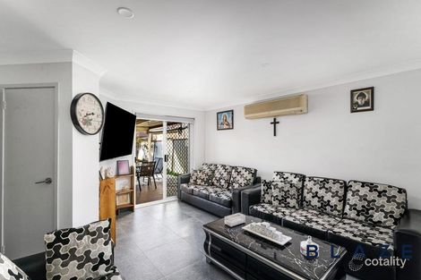 Property photo of 2/84 Nineteenth Avenue Hoxton Park NSW 2171