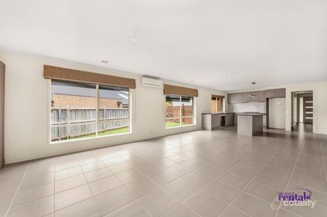 Property photo of 12 Majestic Drive Officer VIC 3809