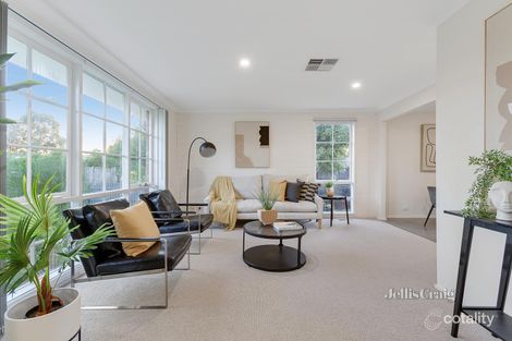 Property photo of 14 Paramount Avenue Kilsyth VIC 3137