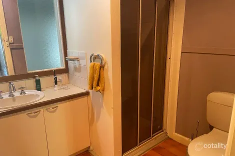 Property photo of 35 Princes Crescent Shepparton VIC 3630