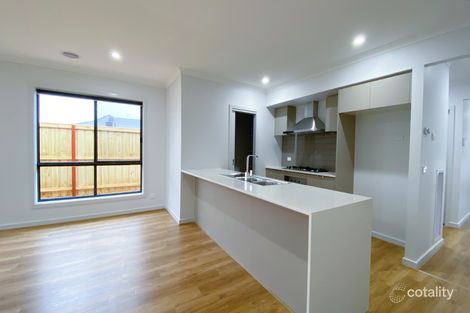 Property photo of 13 Kailash Road Werribee VIC 3030