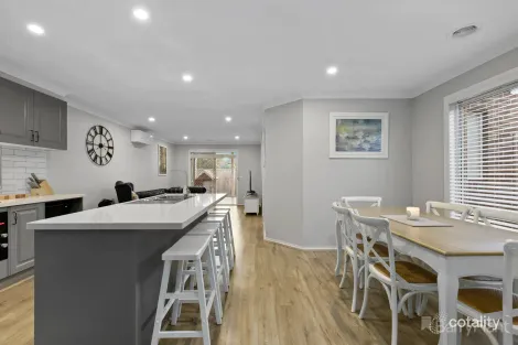 Property photo of 13 Iceberg Road Beaconsfield VIC 3807