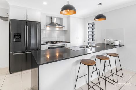 Property photo of 13 Whitsunday Circuit Pimpama QLD 4209