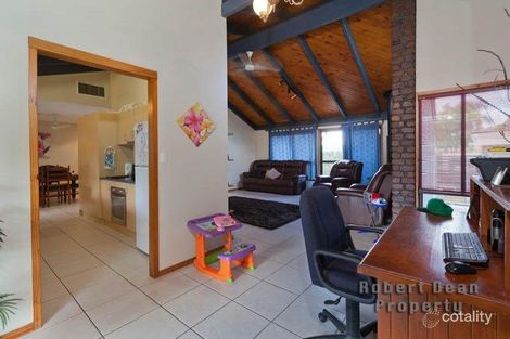 Property photo of 2 Fathom Close Jamboree Heights QLD 4074