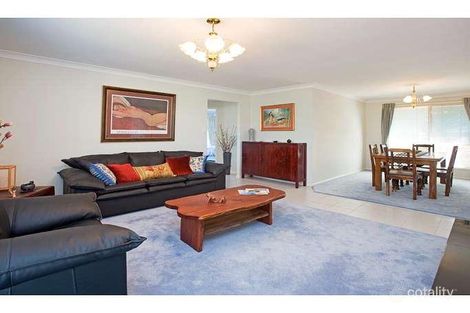 Property photo of 11 Hummingbird Crescent Wishart QLD 4122