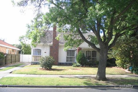 42 Hayes Rd, Strathmore, VIC 3041