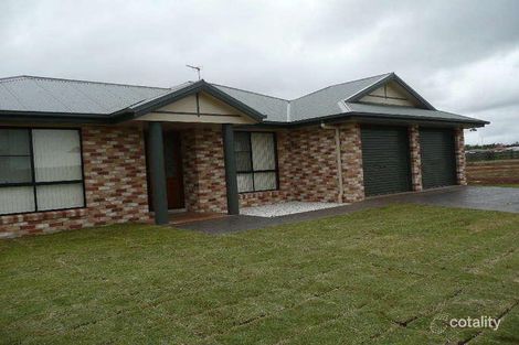 Property photo of 16 Berghofer Drive Oakey QLD 4401