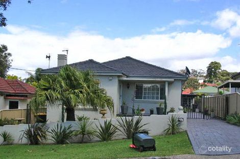 10 Vale St, Mount Saint Thomas, NSW 2500