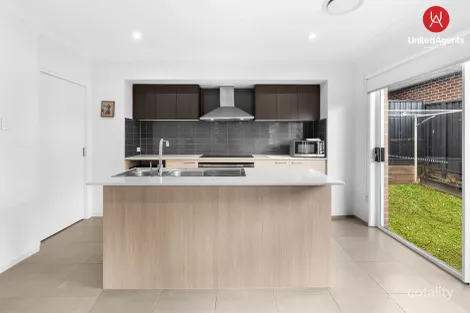 Property photo of 1 Crusader Street Austral NSW 2179