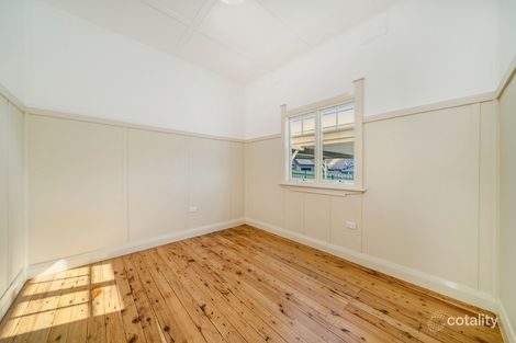 Property photo of 1/96 Uriarra Road Crestwood NSW 2620