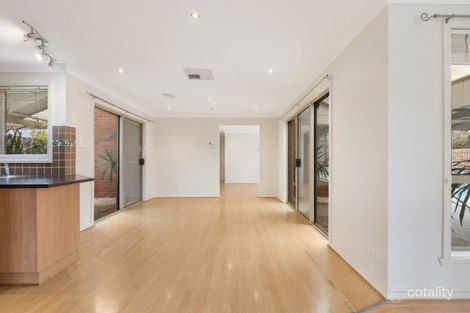 Property photo of 11 Strutt Place Caroline Springs VIC 3023