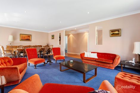 Property photo of 18 Sundown Walk Frankston South VIC 3199