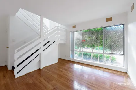 10c Casserley Ave, Girrawheen, WA 6064