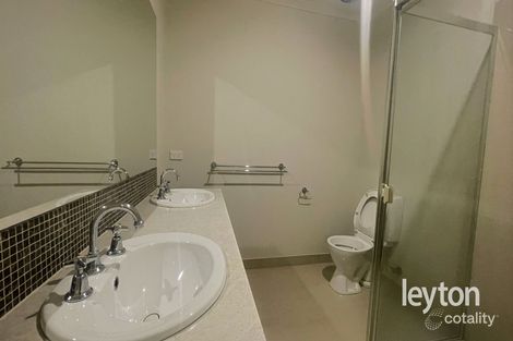 Property photo of 30 Ellen Road Narre Warren South VIC 3805