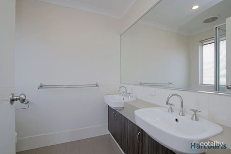 Property photo of 27 Rossiter Avenue Piara Waters WA 6112