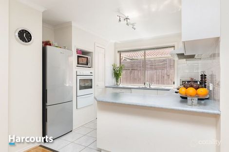 Property photo of 16 Balmaceda Court Berwick VIC 3806