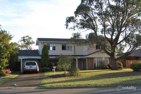 13 Blaxland Dr, Illawong, NSW 2234