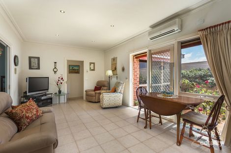 Property photo of 2/13 Kennon Street Doncaster East VIC 3109