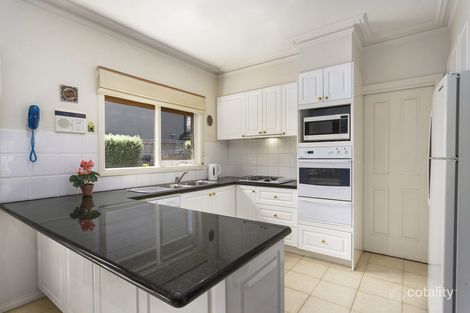 Property photo of 2/13 Kennon Street Doncaster East VIC 3109