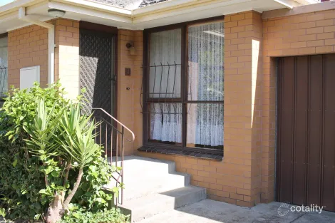 Property photo of 2/21 Rowell Avenue Camberwell VIC 3124