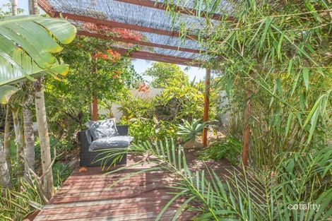 Property photo of 19 Elmton Way Carine WA 6020