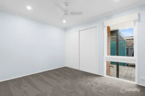 Property photo of 3/13-15 Skipton Road Hughesdale VIC 3166