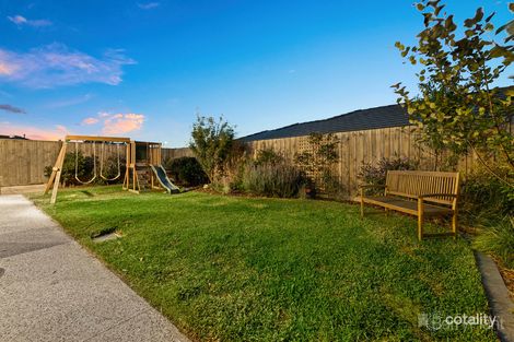 Property photo of 32 Bronte Boulevard Officer VIC 3809