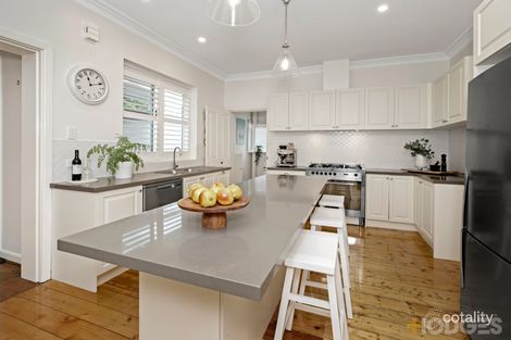 Property photo of 23 Bourke Street Mentone VIC 3194