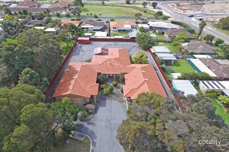 4 Valencia Cl, Orana, WA 6330